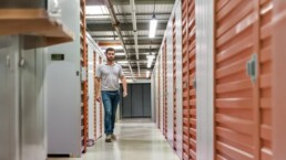 How to Pack a Storage Unit Efficiently | Apple Mini Storage
